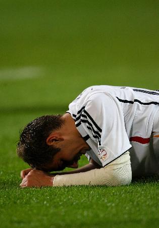 开云平台-多特蒙德内战大败，积分下滑